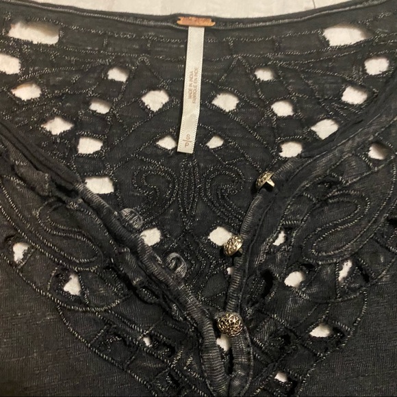 Free People Grey Long Sleeve Lace Detail Top Slub Knit Distressed Size Sm - Picture 2 of 8